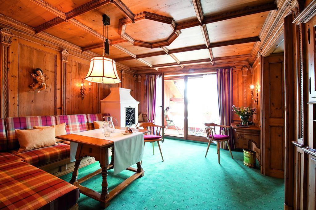 Parkhotel Wallgau 4 Sterne Superior Alpenjuwel Mit Spa Genuss, Golf & Wellness In Der Karwendel-Region Tradition Trifft Eleganz Im Stilvollen Rueckzugsort Ngoại thất bức ảnh